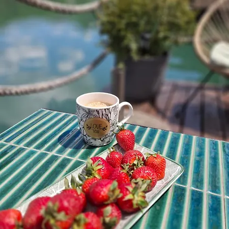 別荘 Victoria House *